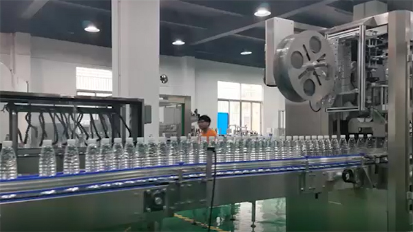 Automatic Shrinkable Label Inserting Machine